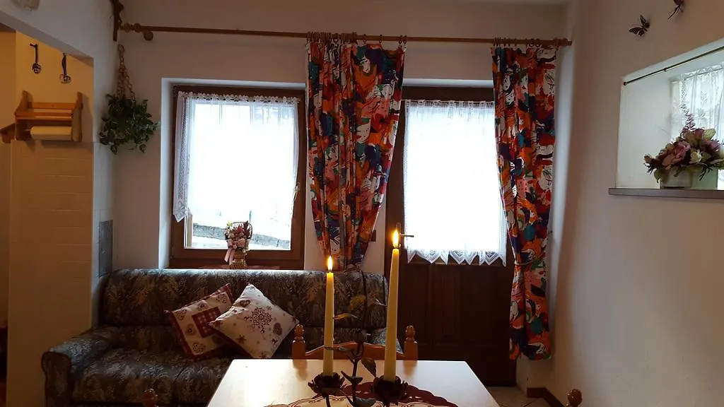 Apartment Appartamenti Vittoria Pezze Rocca Pietore