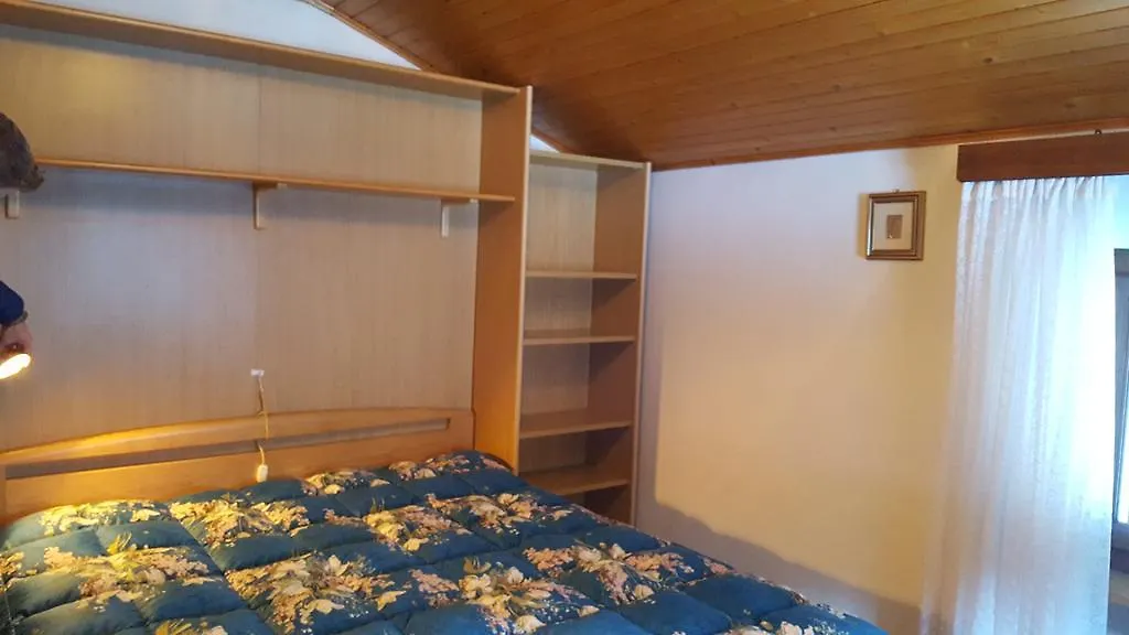 Apartment Appartamenti Vittoria Pezze Rocca Pietore