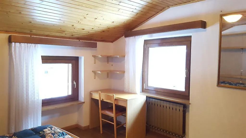 Apartment Appartamenti Vittoria Pezze Rocca Pietore Italien